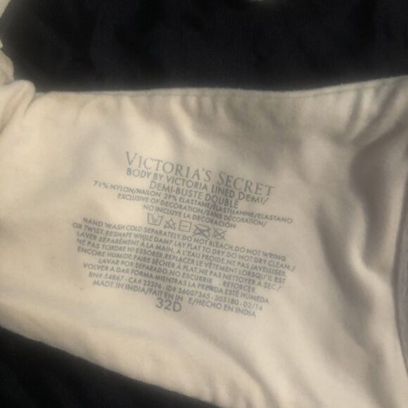 Victoria Secret Bra 32D Nude Demi Buste Double Underwire Lace Trim Cup & Straps - Picture 4 of 5